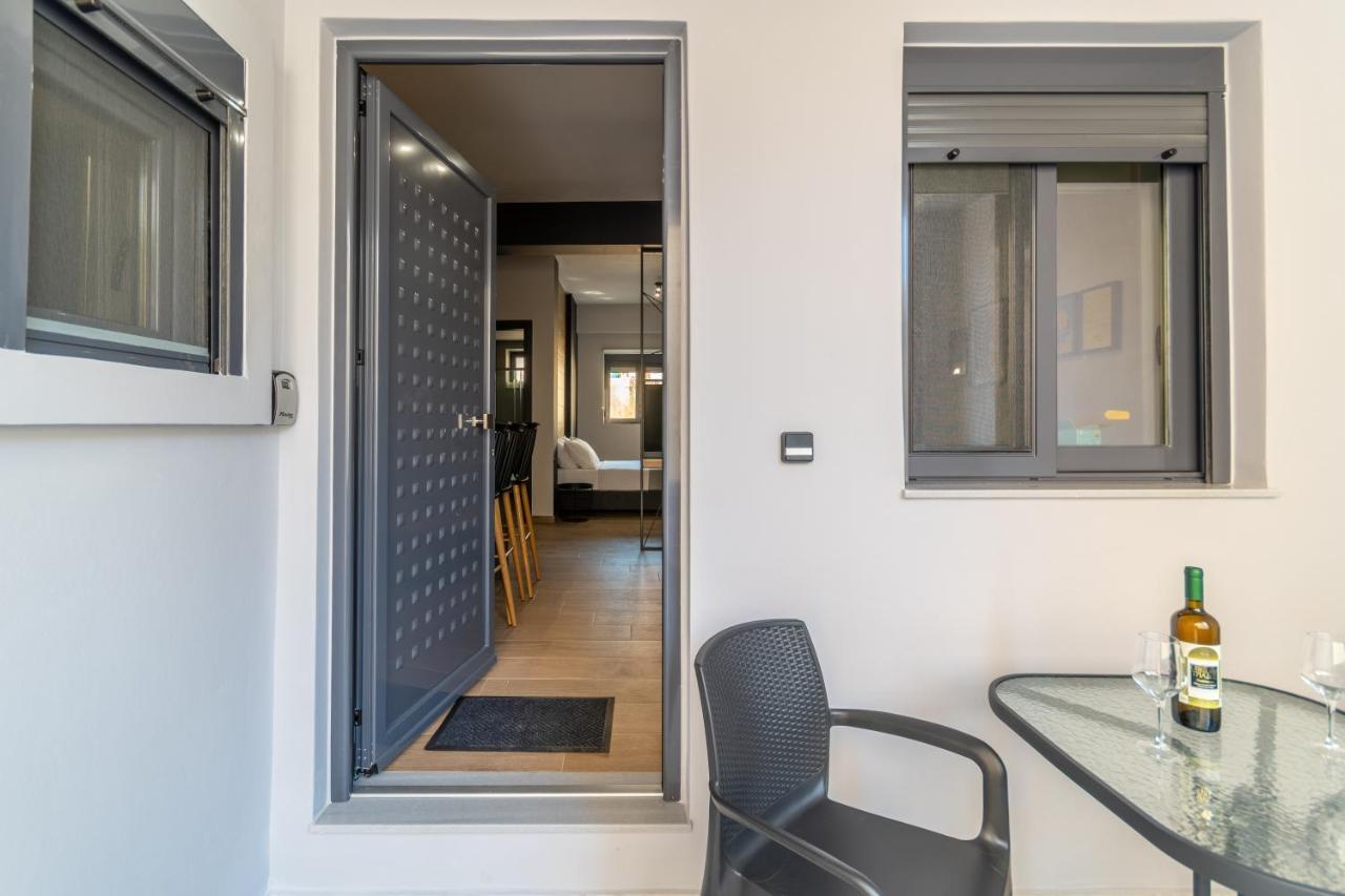 Mos Luxury City Suites - The R Suite Χανιά Εξωτερικό φωτογραφία